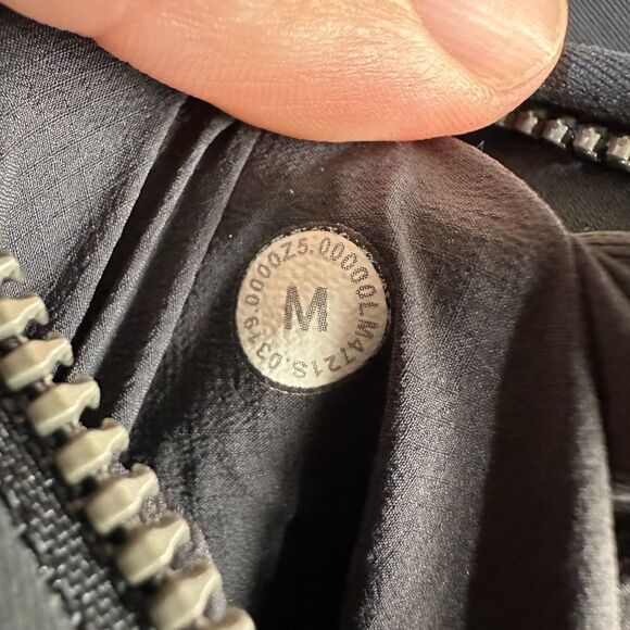 Lululemon Fleece Back Soft Shell Jacket Mens Size M Graphite Gray Hood Full Zip - Picture 11 of 12